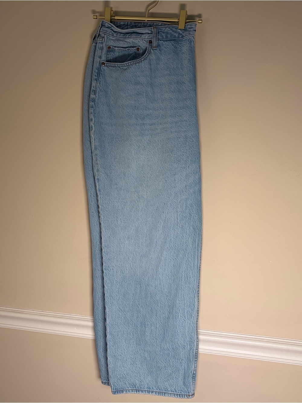 Abercrombie Curve Love The Loose High-Rise Denim